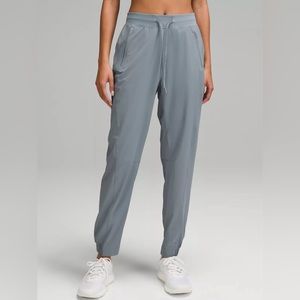 Lululemon 🍋 License to Train High-Rise Pant Colour Belgian Blue Sz 4